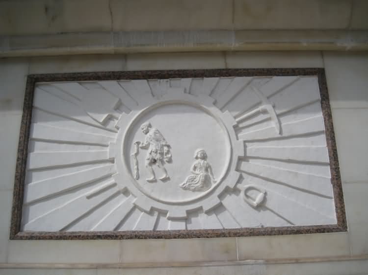 死难矿工纪念碑