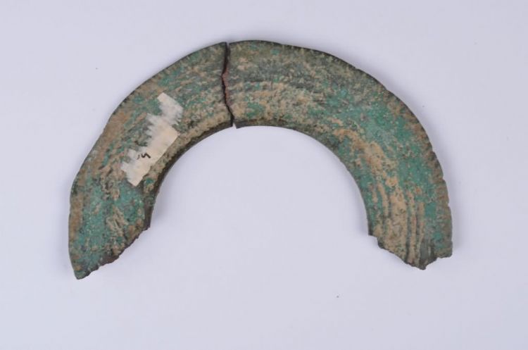 战国绹纹环形器