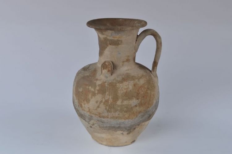 明代青釉二耳鸡首陶壶