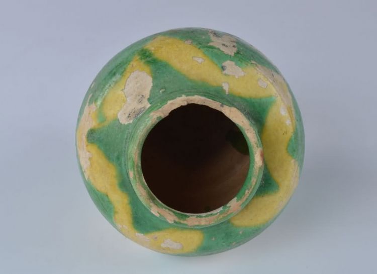 清代绿黄釉斑瓷罐