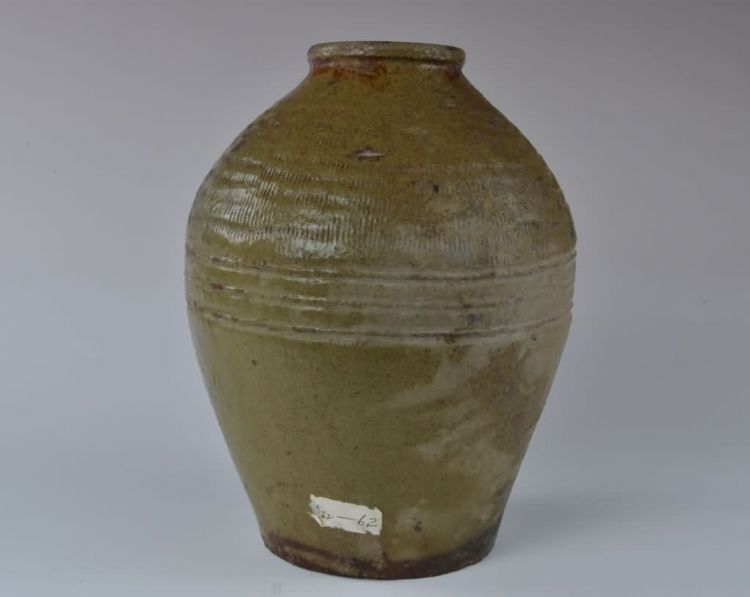 清代青黄釉蝇纹陶瓮