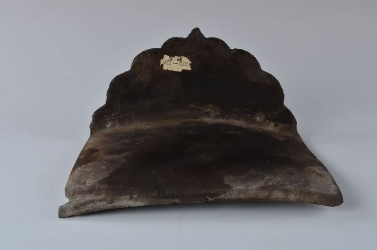 清代菊花纹滴水