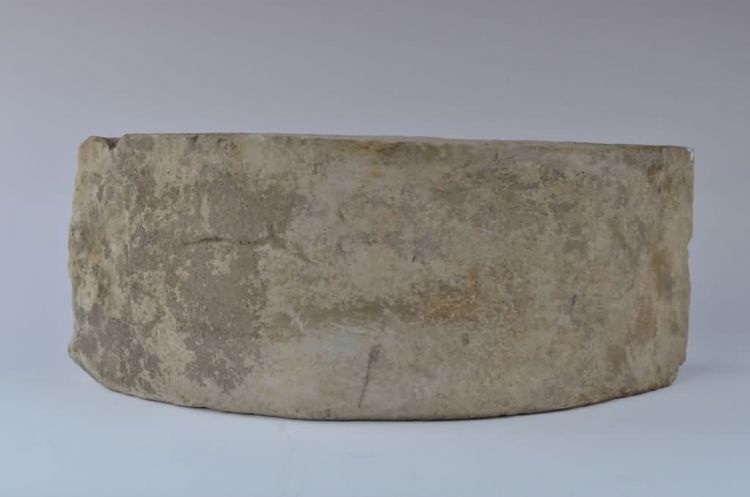 明代拱形带隼墓砖