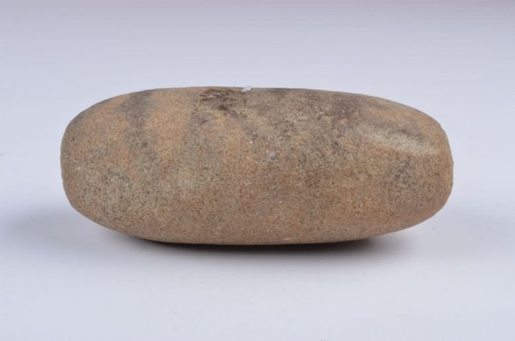 新石器时代乌烈村遗址石锤