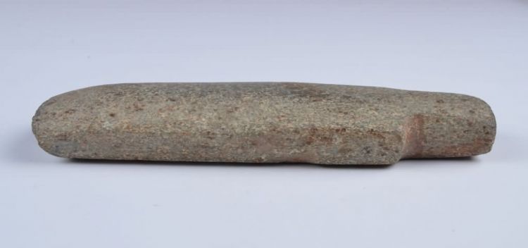 新石器时代油岭遗址石凿