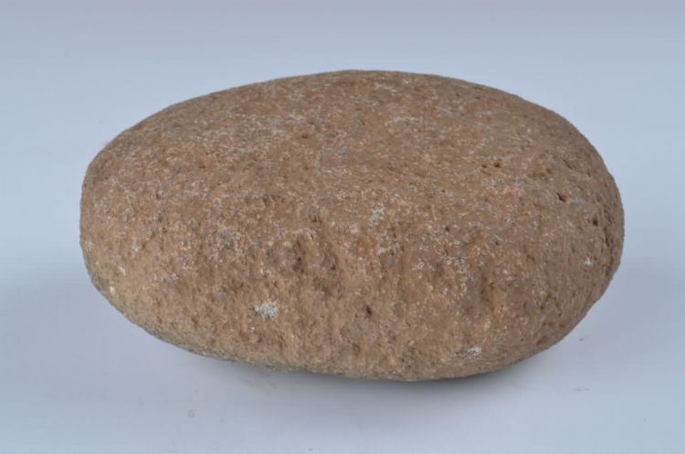 旧石器时代铁钱洞石砧