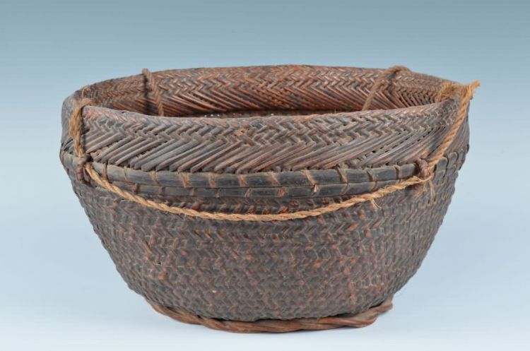 民国黎族四系藤衣箩