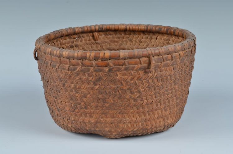 现代黎族四系籐箩