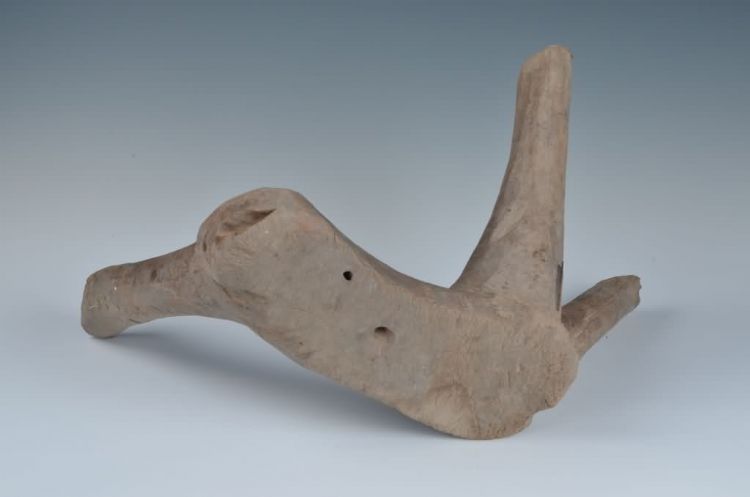 现代黎族树根凳