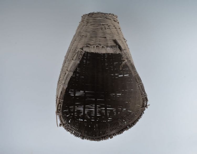 现代黎族竹编鱼捞