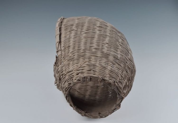 现代黎族竹编鱼捞