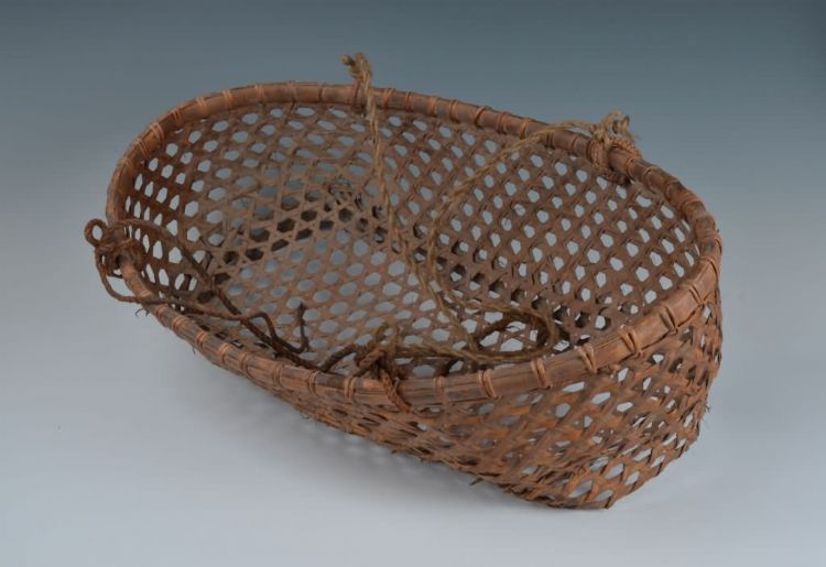 现代黎族竹摇篮