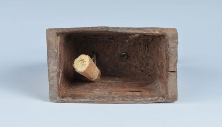 现代黎族独木牛铃