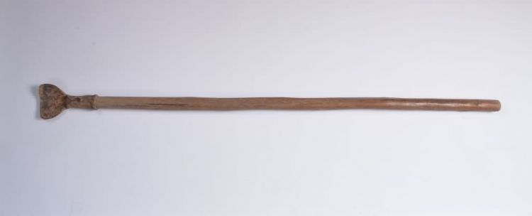 现代黎族挖洞锹