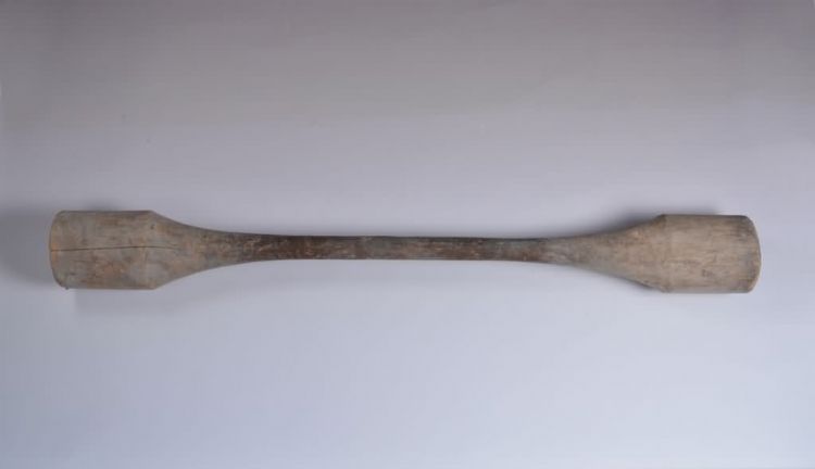 现代黎族木舂杵