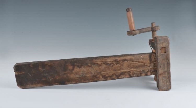 近代黎族脱棉籽机