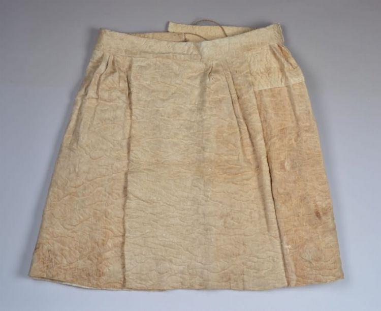 当代黎族美孚方言区男子树皮布裙