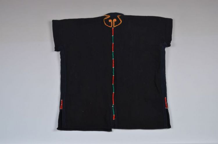 现代黎族美孚方言区男子上衣