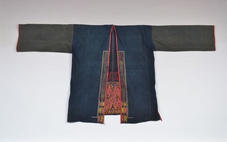 现代黎族杞方言区女子上衣