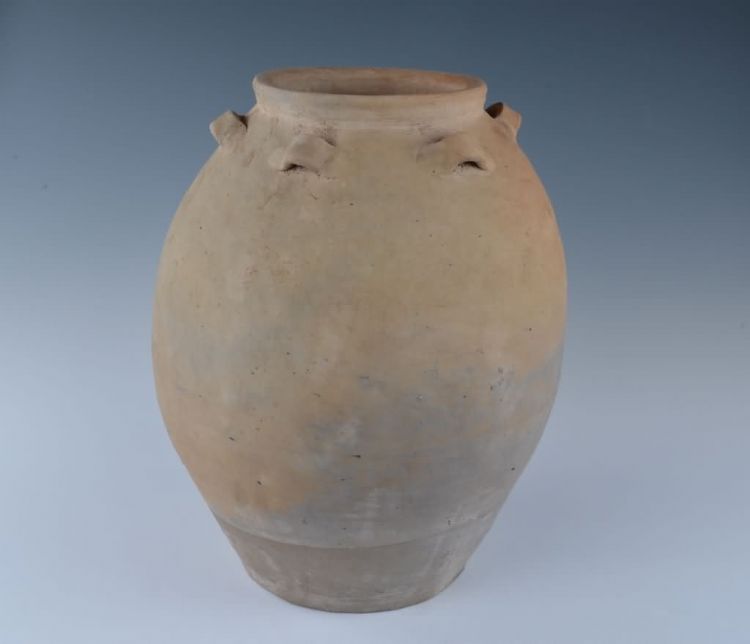 宋代六耳陶瓮