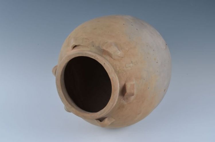 宋代六耳陶瓮