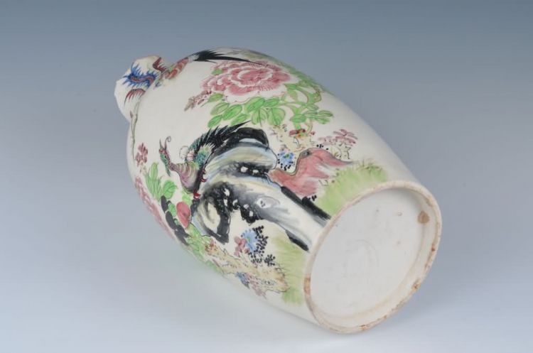 民国五彩凤戏牡丹纹花瓶