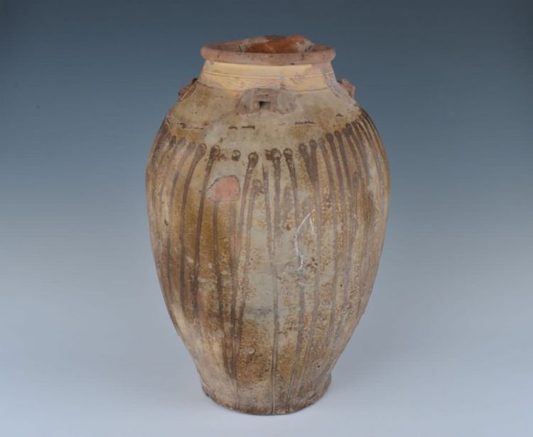 明代黄褐釉四耳陶瓮