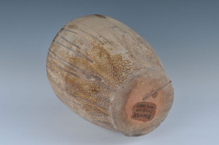 明代黄褐釉四耳陶瓮