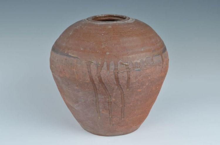 清代褐釉无耳陶瓮