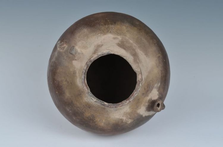 民国褐釉单耳壶