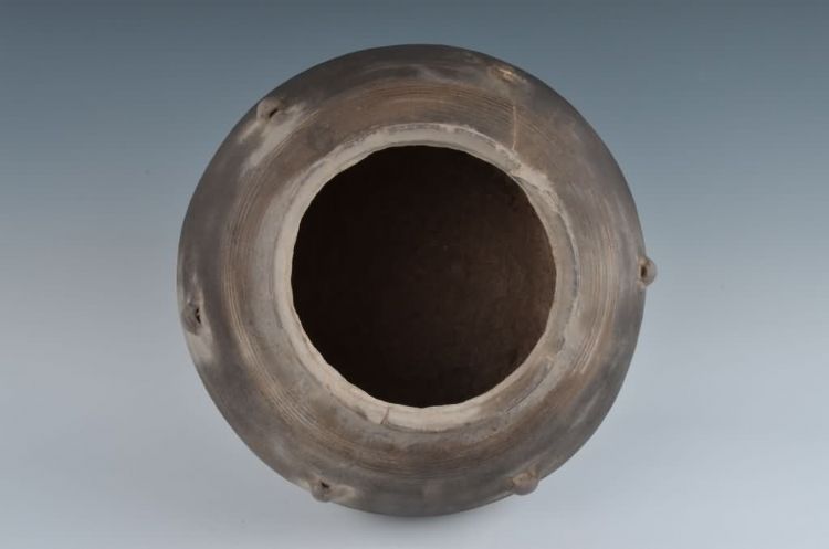 明代黑褐釉六耳罐